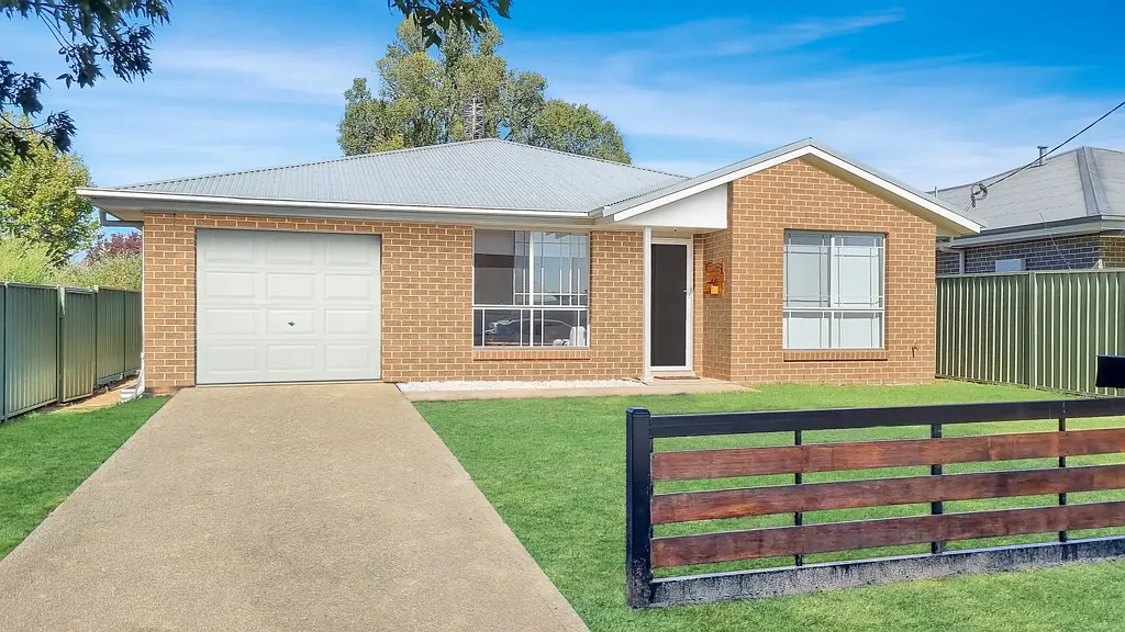 Boorowa 3 Bedroom GOOD AS NEW INVESTMENT