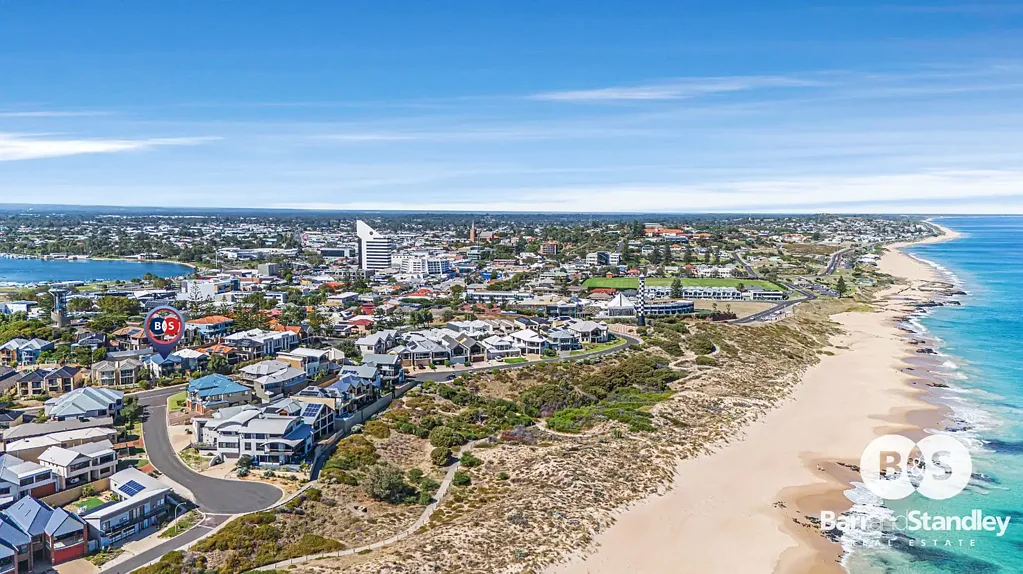 Bunbury 4침실 Stunning Coastal Townhouse With Ocean Views