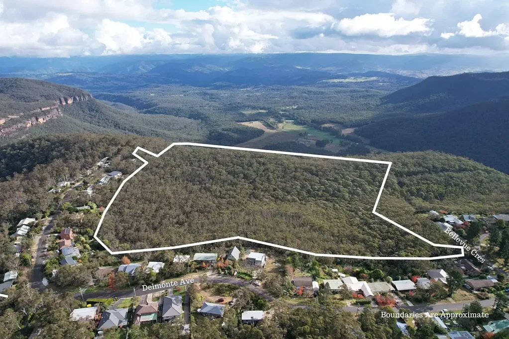 Medlow Bath A rare 30-acre escarpment retreat with valley views.