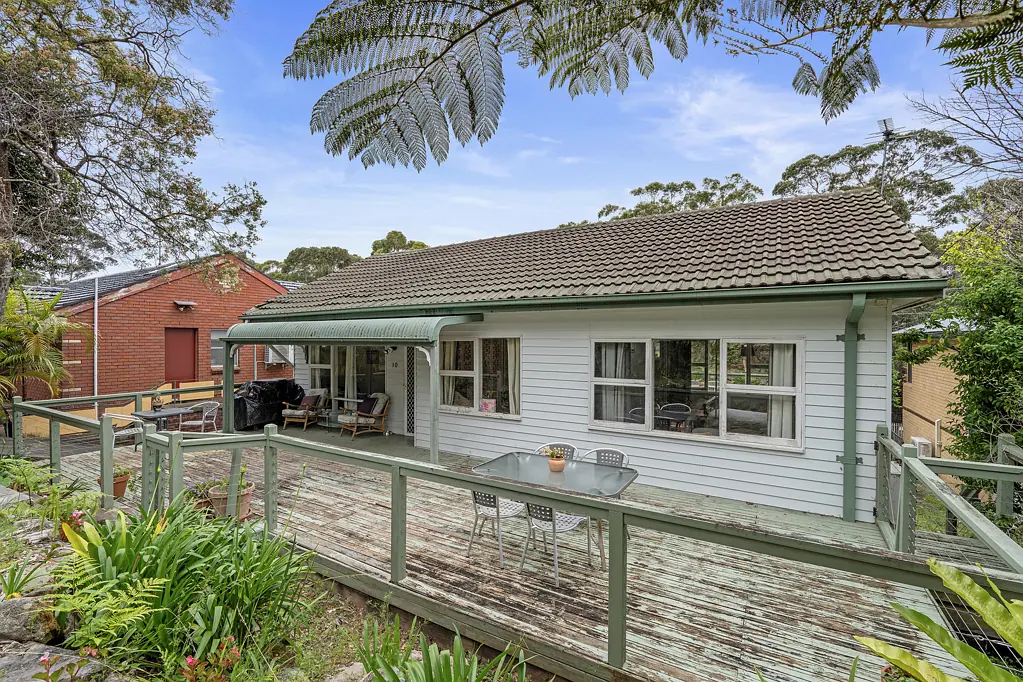 10 Kittani Street, Kirrawee, NSW 2232