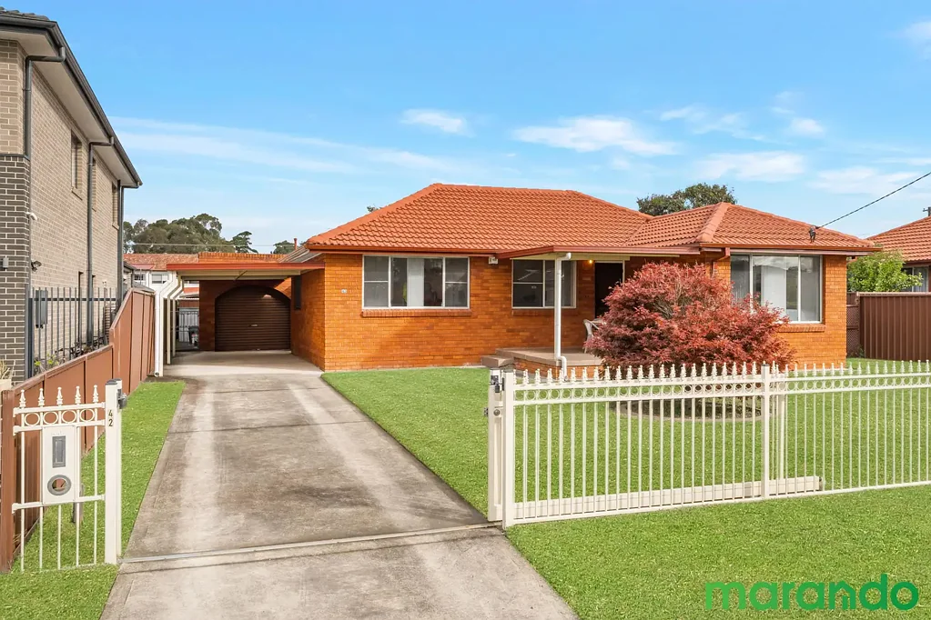 42 Chadwick Crescent, Fairfield West, NSW 2165