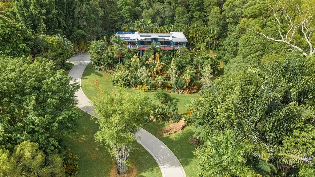 Valdora 5 Bedroom VIEWS,VIEW,VIEWS!
