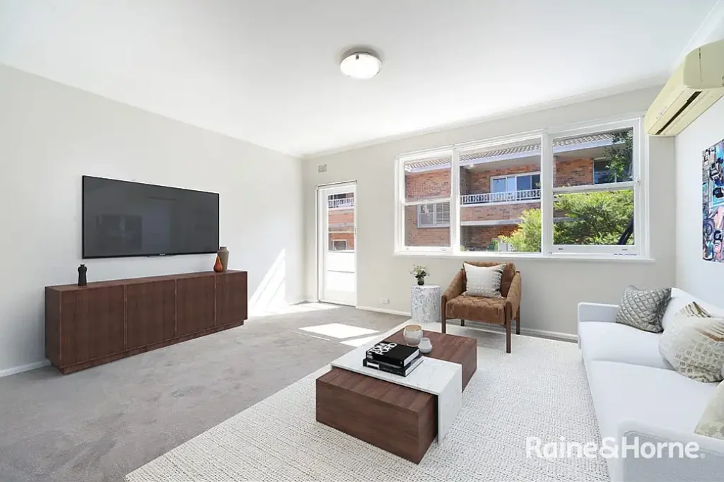 Light Filled and Spacious Unit