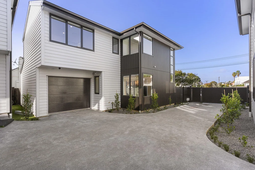 Designer Living | Brand-New Luxury | Unbeatable Location