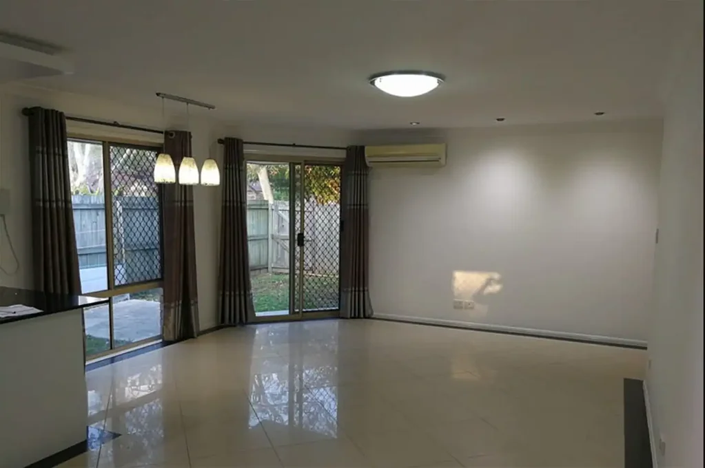 Spacious 5-Bedroom Family Home in Sunnybank Hills State School Catchment | $850 Per Week