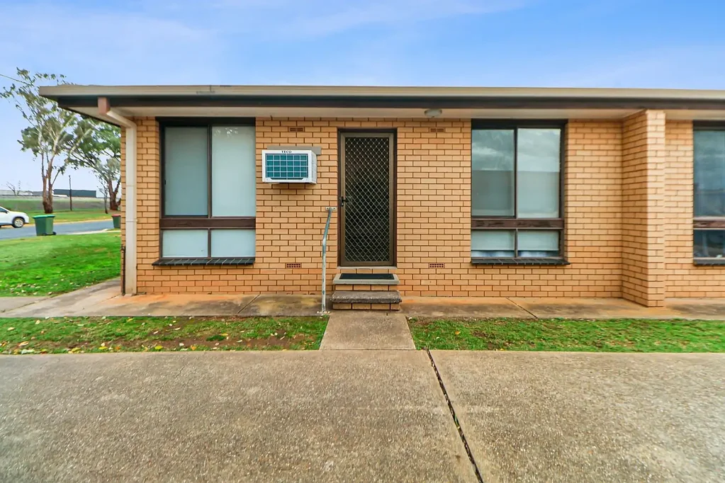 Affordable Unit in Quiet Complex