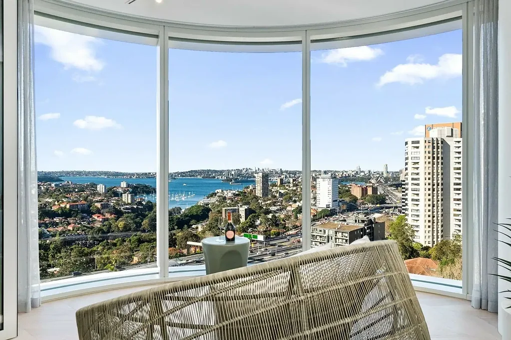 North Sydney 2房  BRAND NEW LUXURY RESIDENCES