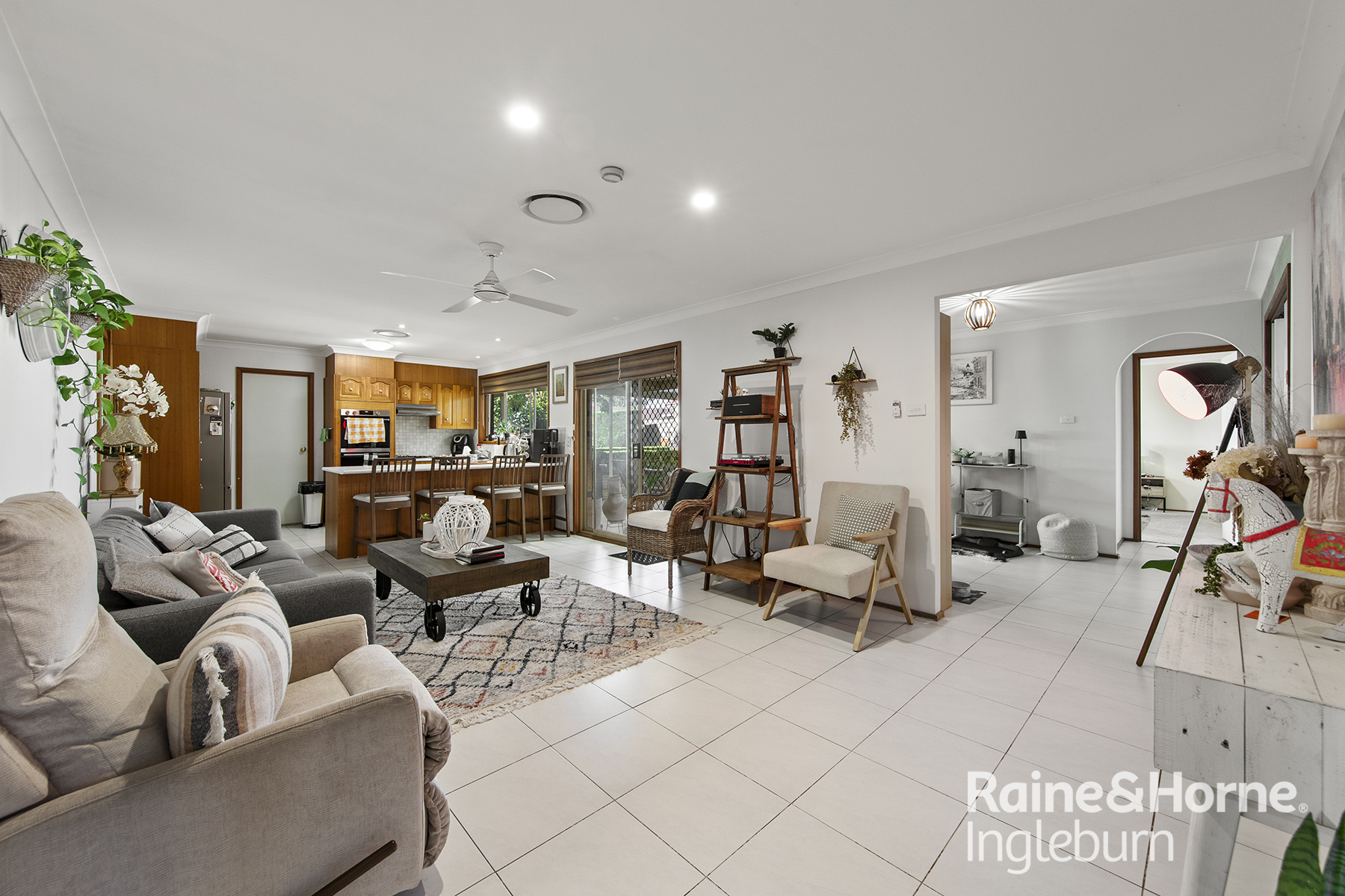 8 BROUGHAM PL, RABY NSW 2566, 0房, 0浴, House