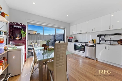 9A Theodore Street, St Albans, VIC 3021, 3 રૂમ, 2 બાથરૂમ, Townhouse