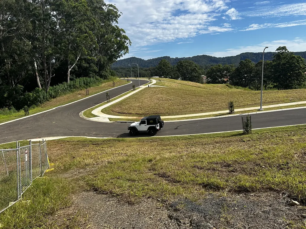 Coffs Harbour 海滨瑰宝 顶级教育资源 便利交通 医疗近在咫尺 高端生活圈 仅剩稀席 抢先注册！ GREAT BLOCK , GREAT PRICE ,GREAT VIEWS.