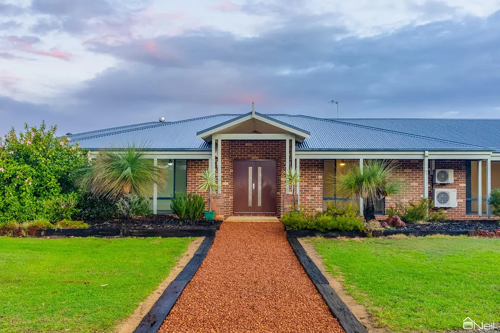 118 Bournbrook Avenue, Cardup, WA 6122
