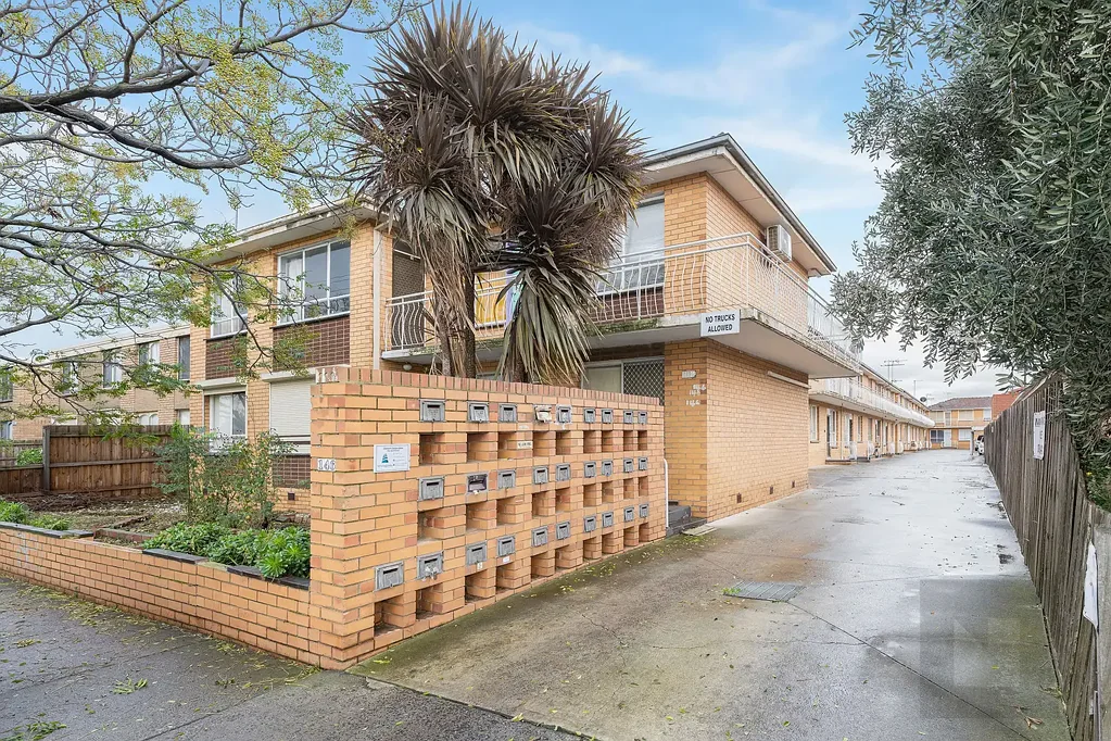 Just renovated 2 Bedroom Unit!