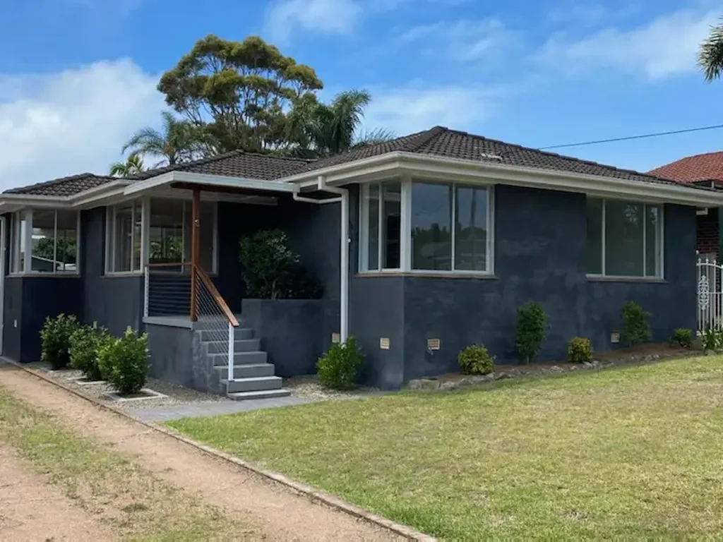 Coastal Family Living with Huge 4-Car Garage