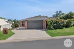 23 & 23a Kaputar Close, Tamworth