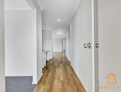 61 Toolern Waters Drive, Weir Views, North West Melbourne, 4 غرف, 2 حمامات, House