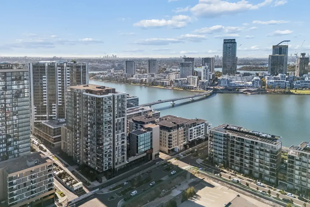 Wentworth Point 1ห้องนอน Luxury Courtyard Apartment in the Sought-After Sirius Building