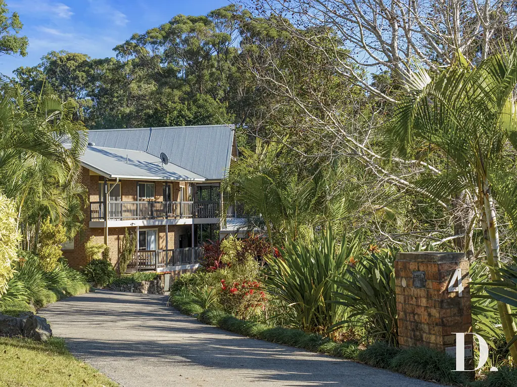 4 Pont Close, Emerald Beach, NSW 2456
