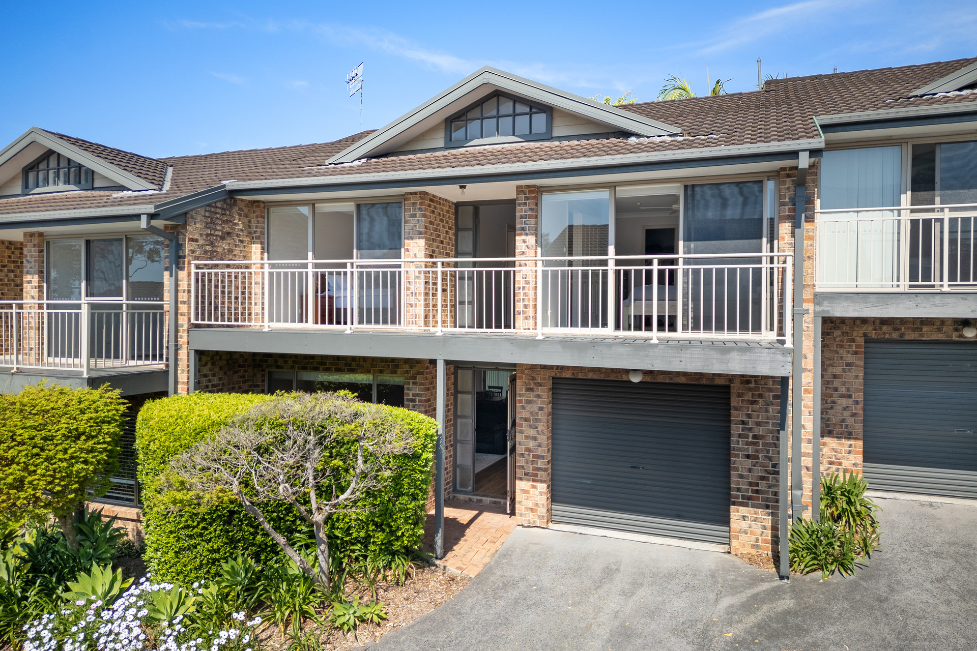 UNIT 2 8 MARALINGA RD, TERRIGAL NSW 2260, 0 غرف, 0 حمامات, Townhouse