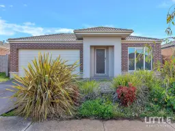 36 Saltbush Crescent, Brookfield