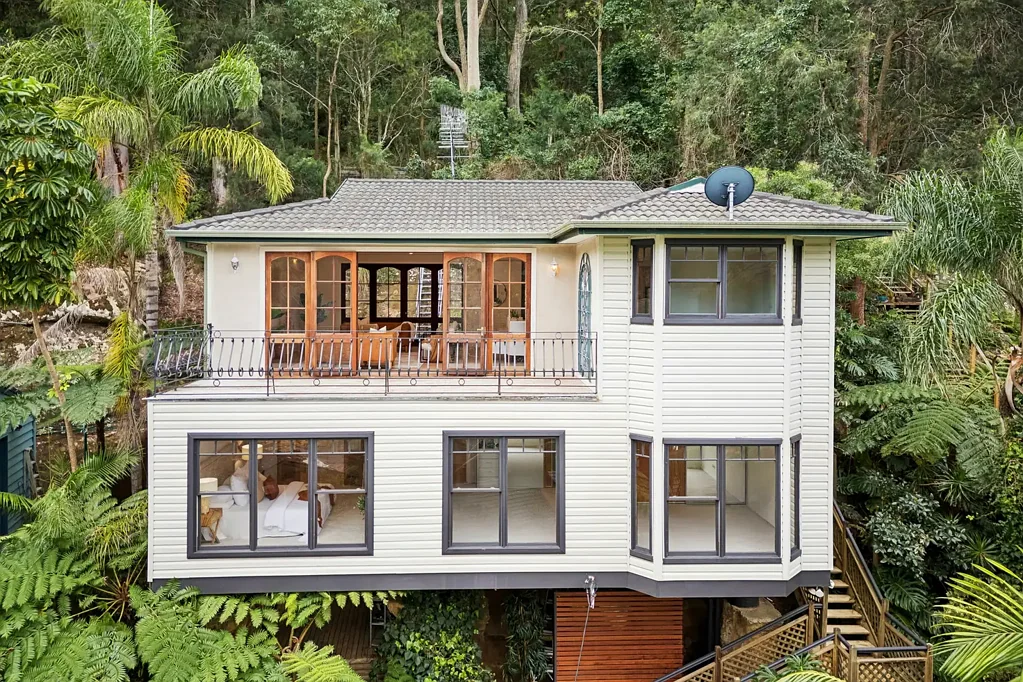 Tascott 4房  Beautifully positioned for effortless living