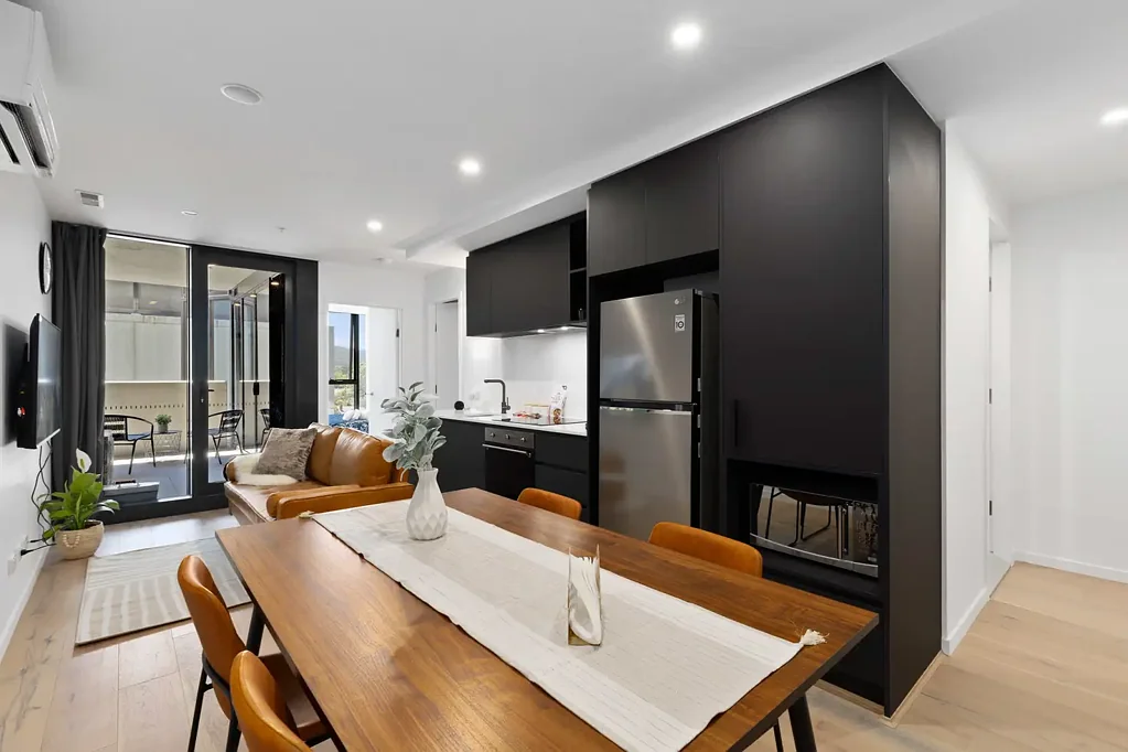 Modern City Living – Fully Furnished 2-Bedroom Apartment with High-End Finishes in CBD