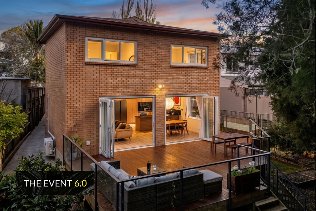 Birkdale 4房 从车道到露台，每一寸都写满惊喜：您的低维护砖筑绿洲！ Your Private Modern Oasis Awaits