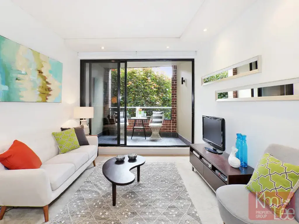 Stylish Studio with Parking at Watermark
