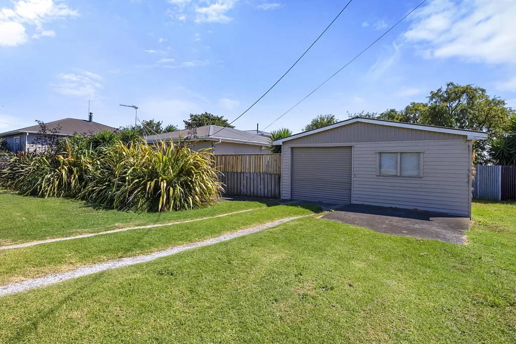 Waitara 2房  QUIET, STANDALONE LIVING
