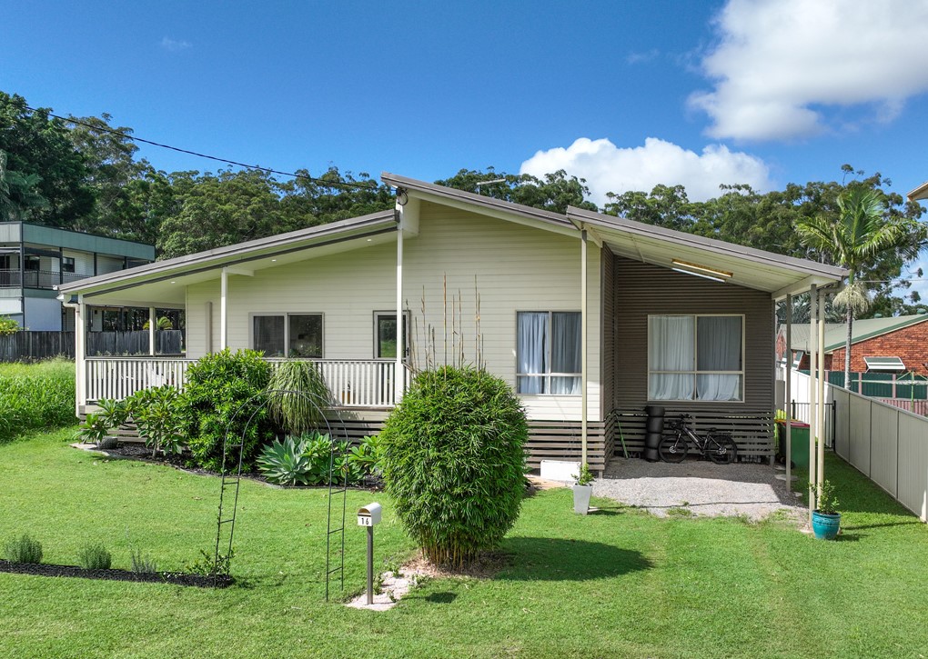 16 PANORAMA AV, RUSSELL ISLAND QLD 4184, 0房, 0浴, House