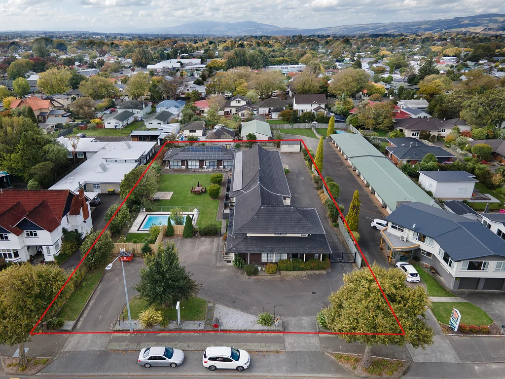 West End For sale - The Ambassador Motel