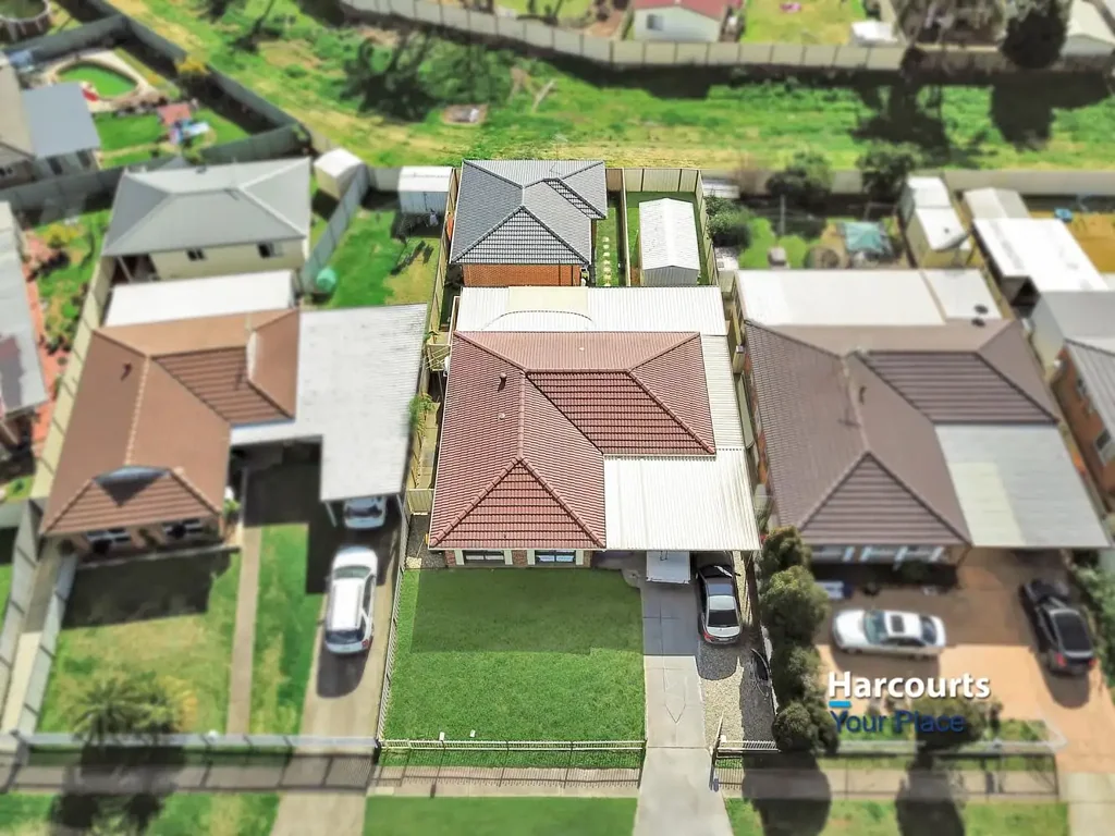Hassall Grove 5Phòng ngủ House & Granny Flat - Dual Income Property!