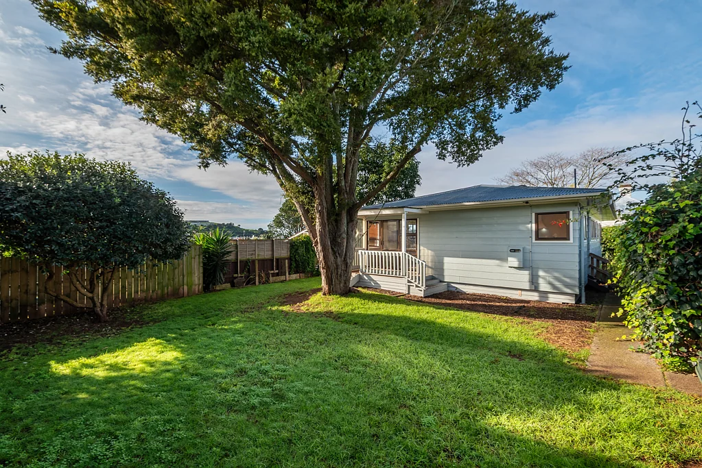 Devonport 3房  Kerr St Do-Up - 426m2 section!