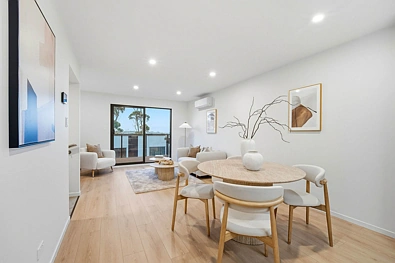 Glenfield 4 Bedroom Side unit – Offers over $800k requested