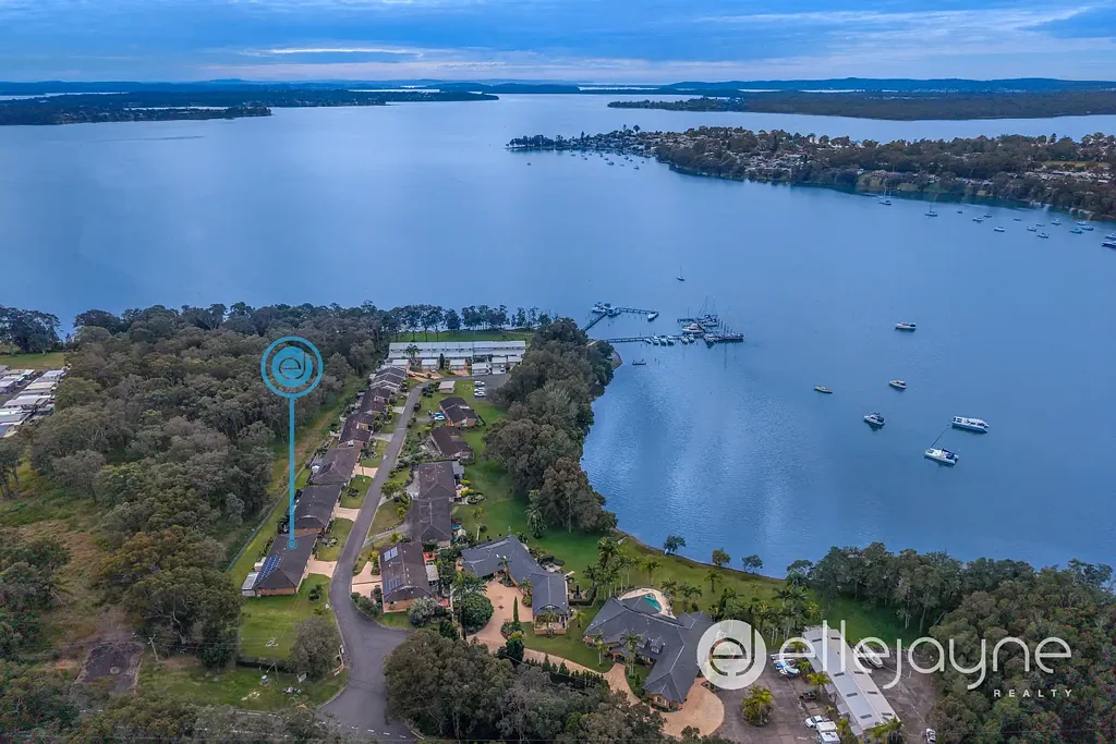 Wyee 2غرفة نوم Relaxed Waterfront Living with Beautiful Lake Views