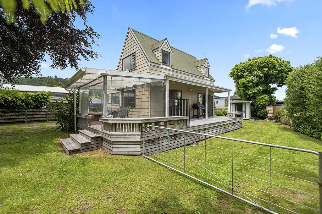 19 Irwin Place, Kinloch, Taupo, Central North Island