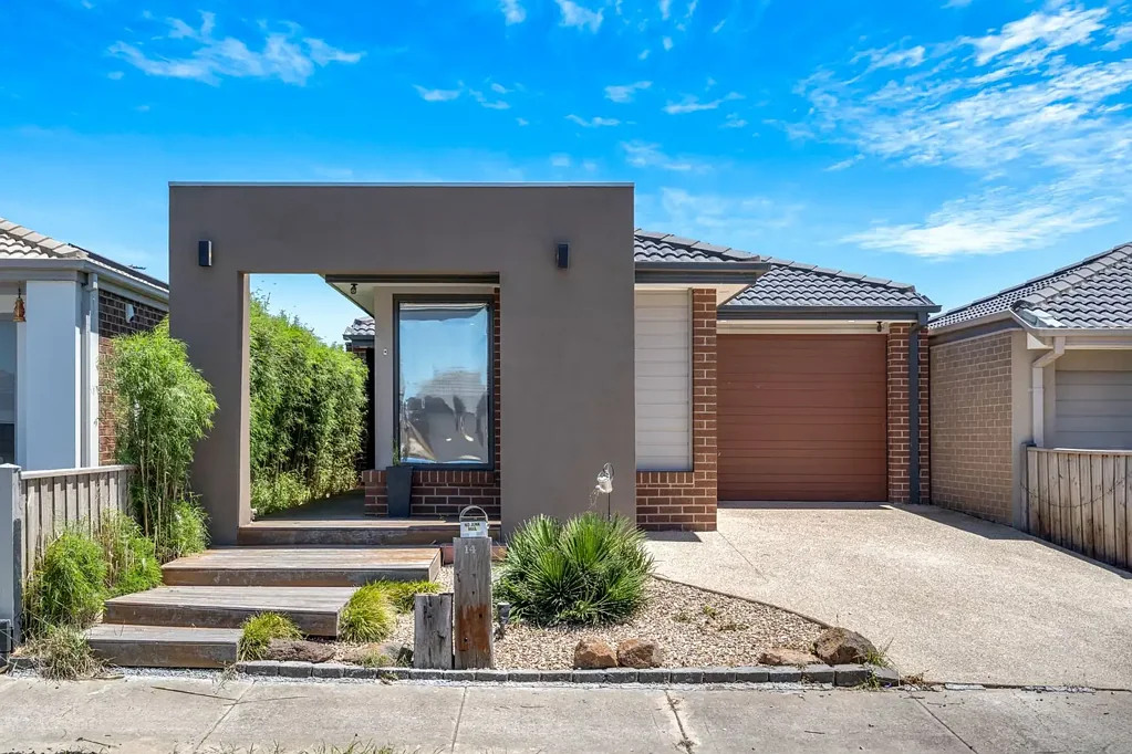 14 Bernwood Road, Mickleham, VIC 3064