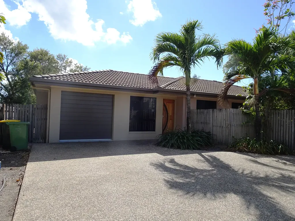 MODERN 3 BEDROOM GLENELLA HOME