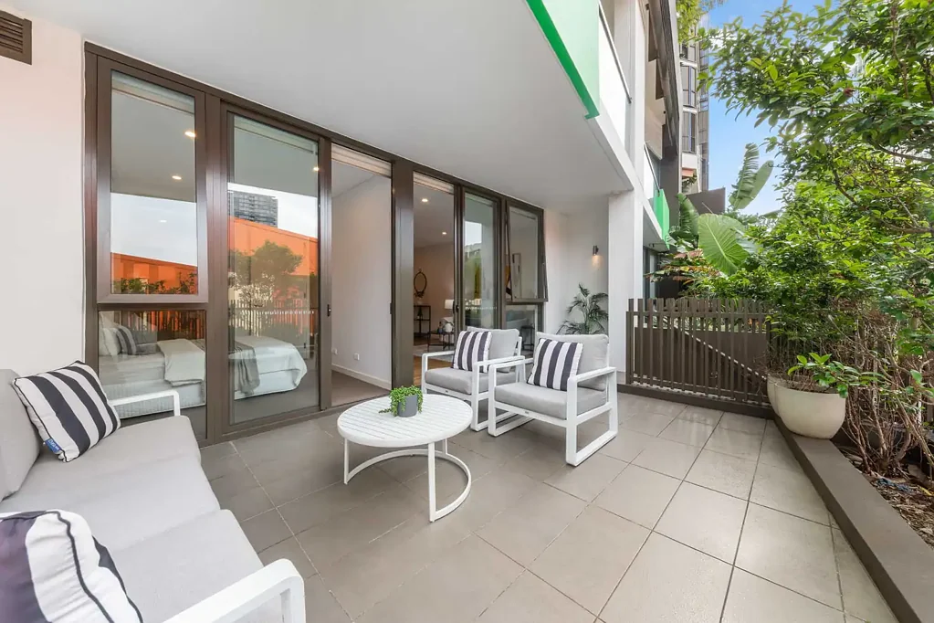 Waterloo 1 Slaapkamer LUXE GARDEN COURTYARD APT + IN PREMIUM "VIKING" DEVELOPMENT