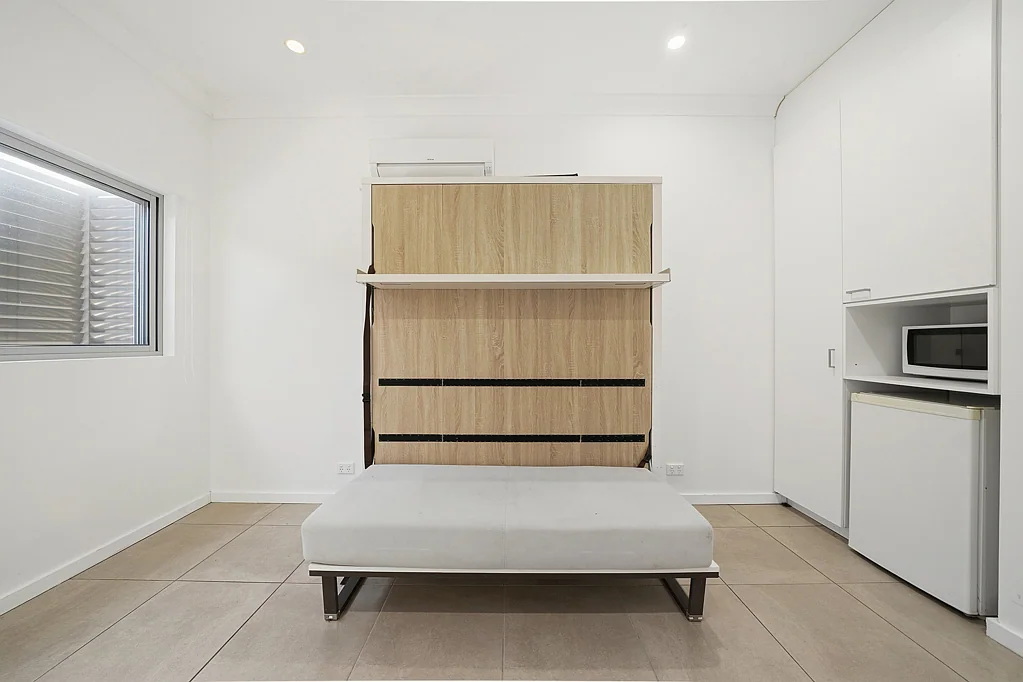 "Modern Furnished Studio"