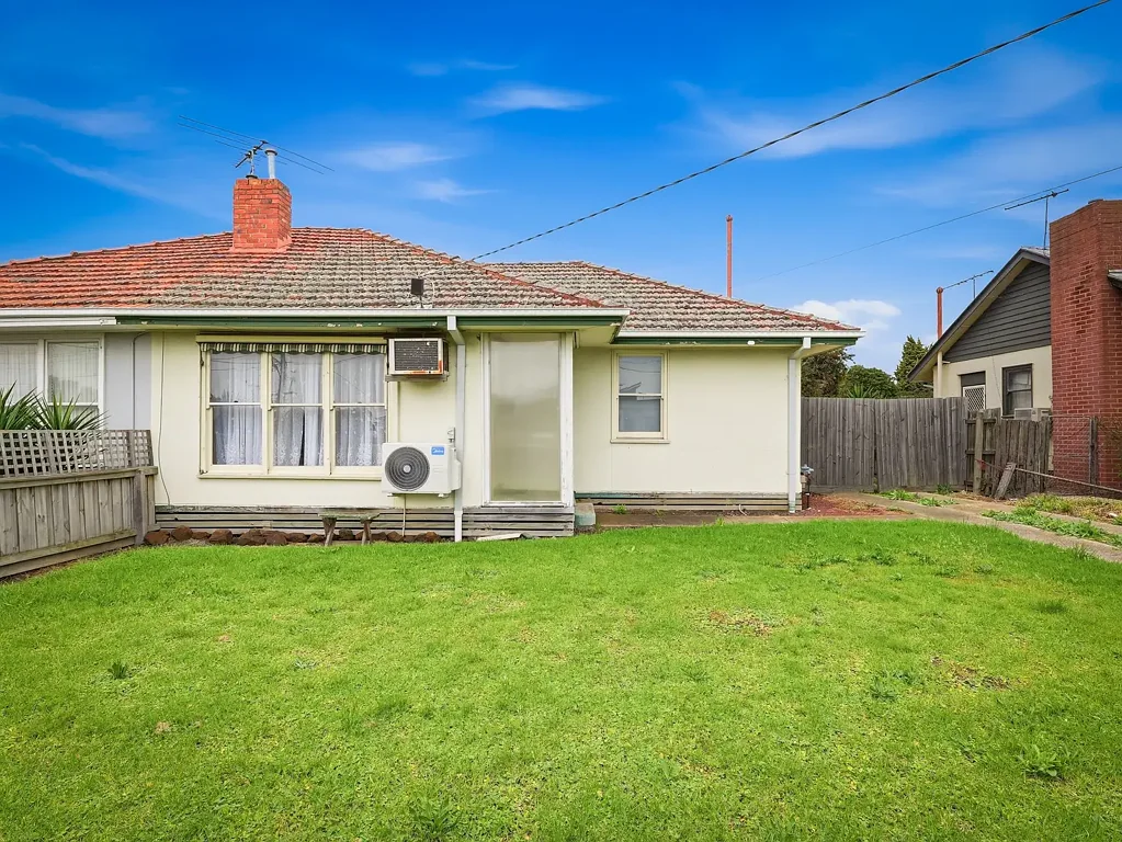 बाहरी क्षेत्र - 8 Robin Avenue, Norlane, VIC 3214
