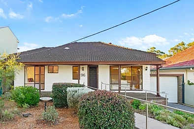 Hornsby 3બેડરૂમ Classic Home, Great Location