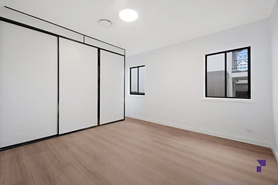 69 Northcote Road, Greenacre, NSW 2190, 6 slaapkamers, 1 badkamers, House