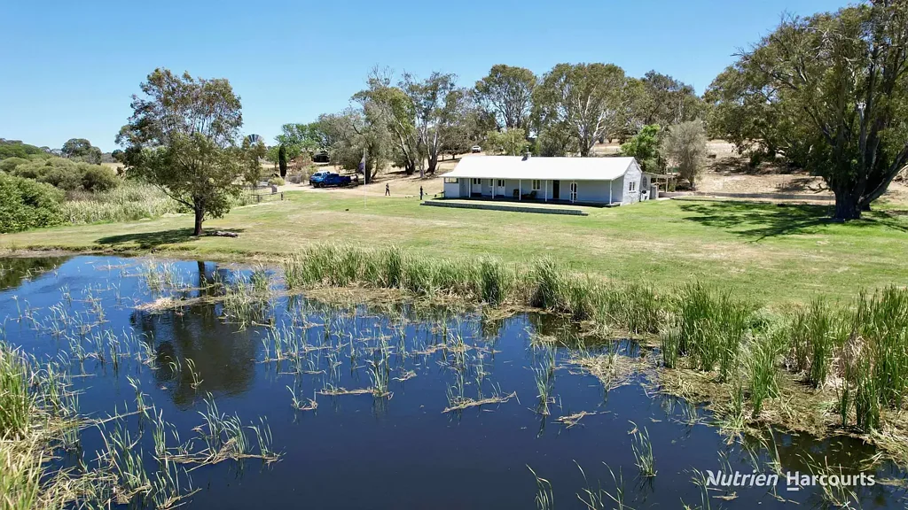 Regans Ford UNDER OFFER, AFTER FARM OPEN! "Woodbine Estate" Moore River Regans Ford W.A