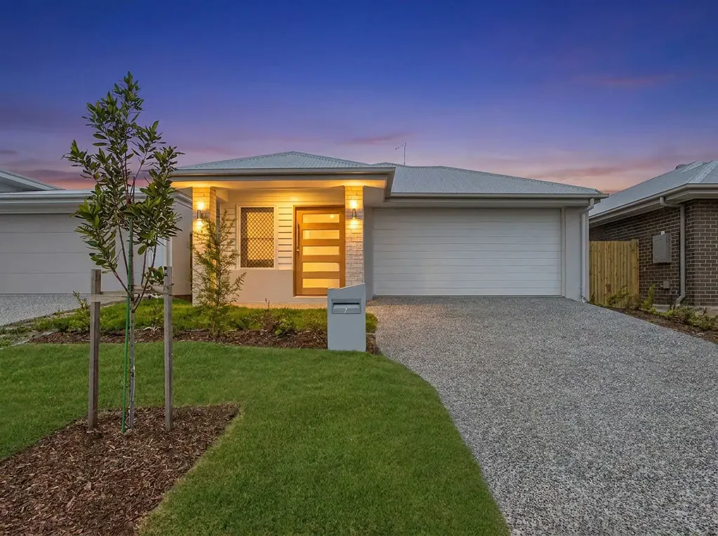 Newly Built family home with Ducted Air Conditioning