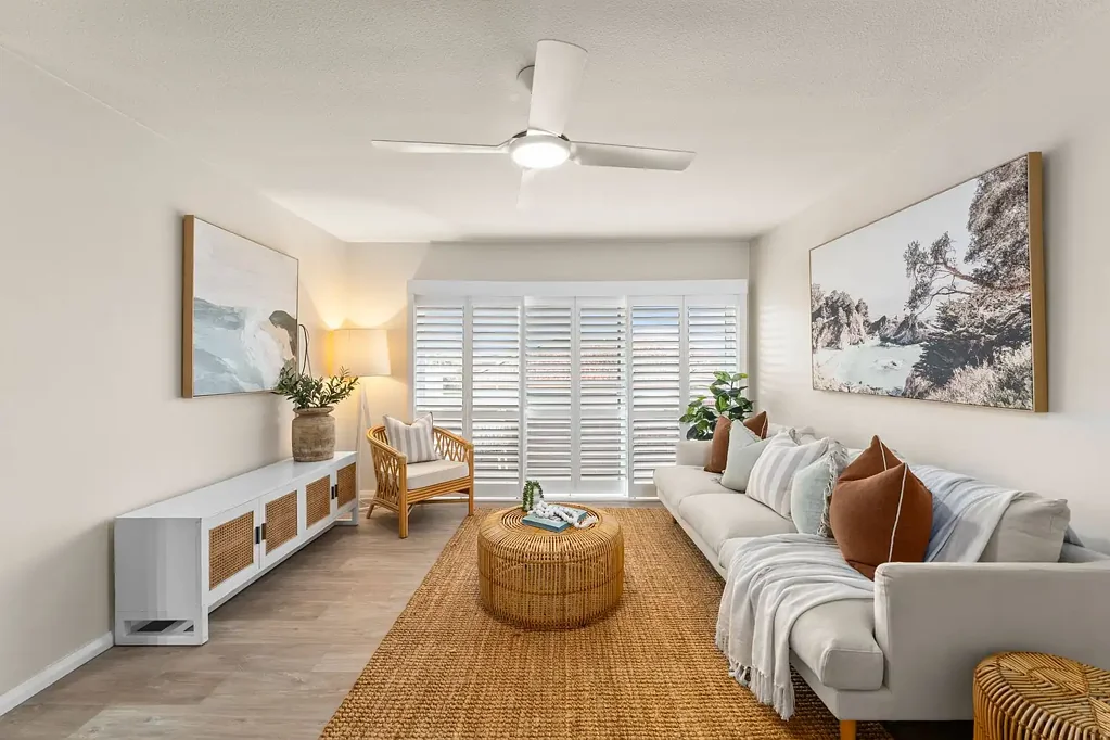 Blue Bay 2Kwarto Low-Maintenance Coastal Living in Blue Bay - Perfect First Home