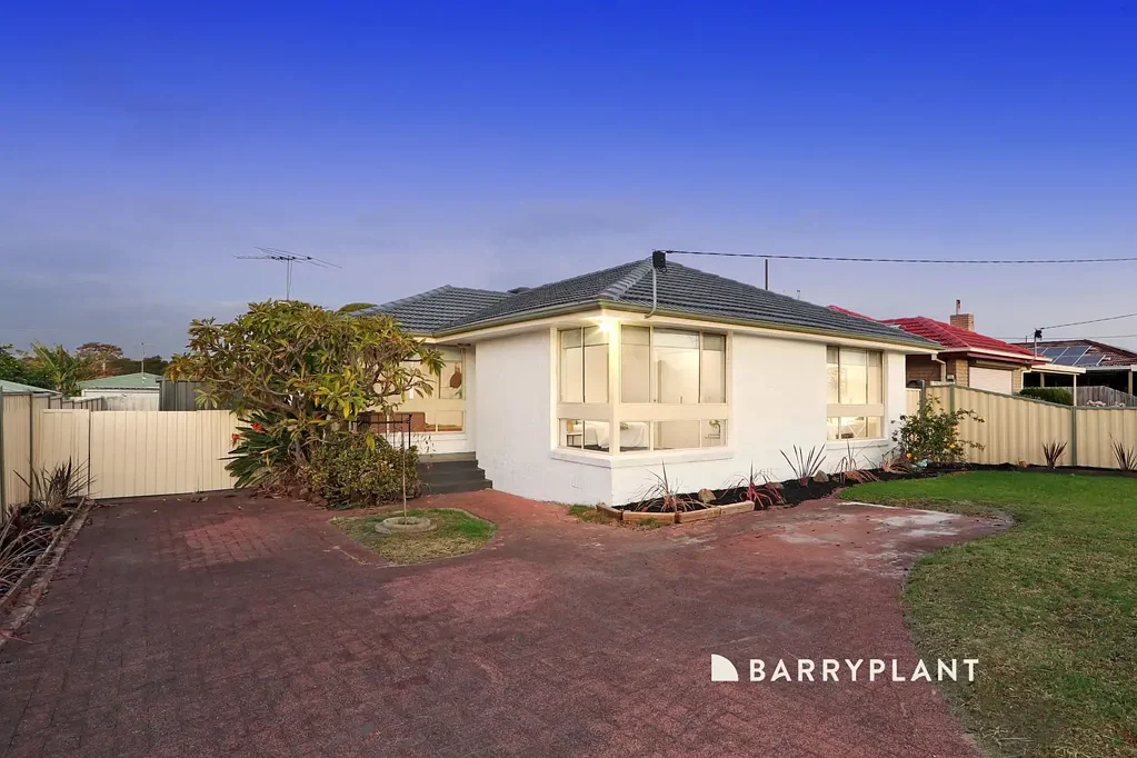 Keysborough 3 Bedroom Renovated and Ready to Move In