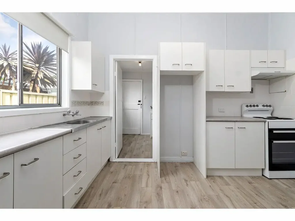 AIR-CONDITIONED - LOW MAINTENANCE COMFORTABLE AND CONVENIENT