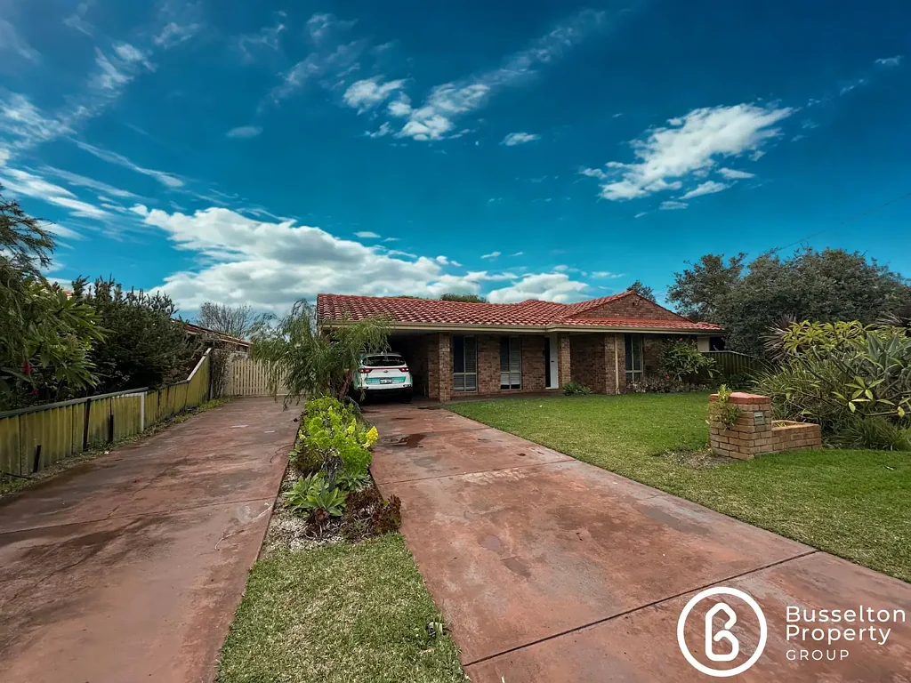 SPACIOUS AND FAMILY FRIENDLY HOME IN WEST BUSSELTON