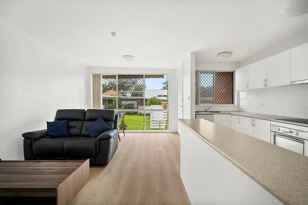 Kirrawee 1 Bedroom Affordable Well Presented Villa
