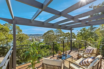 Daleys Point 3બેડરૂમ Coastal Hideaway with Breathtaking Brisbane Water Views.